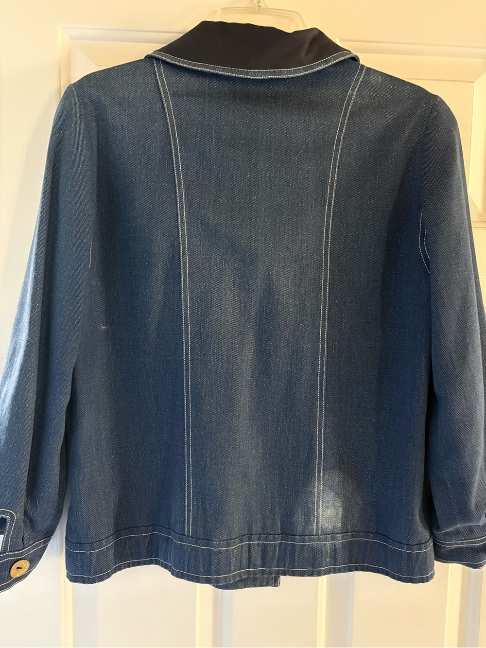 Celine rare vintage Denim Jacket with gold metal stamped Celine on shoulder - Picture 10 of 10